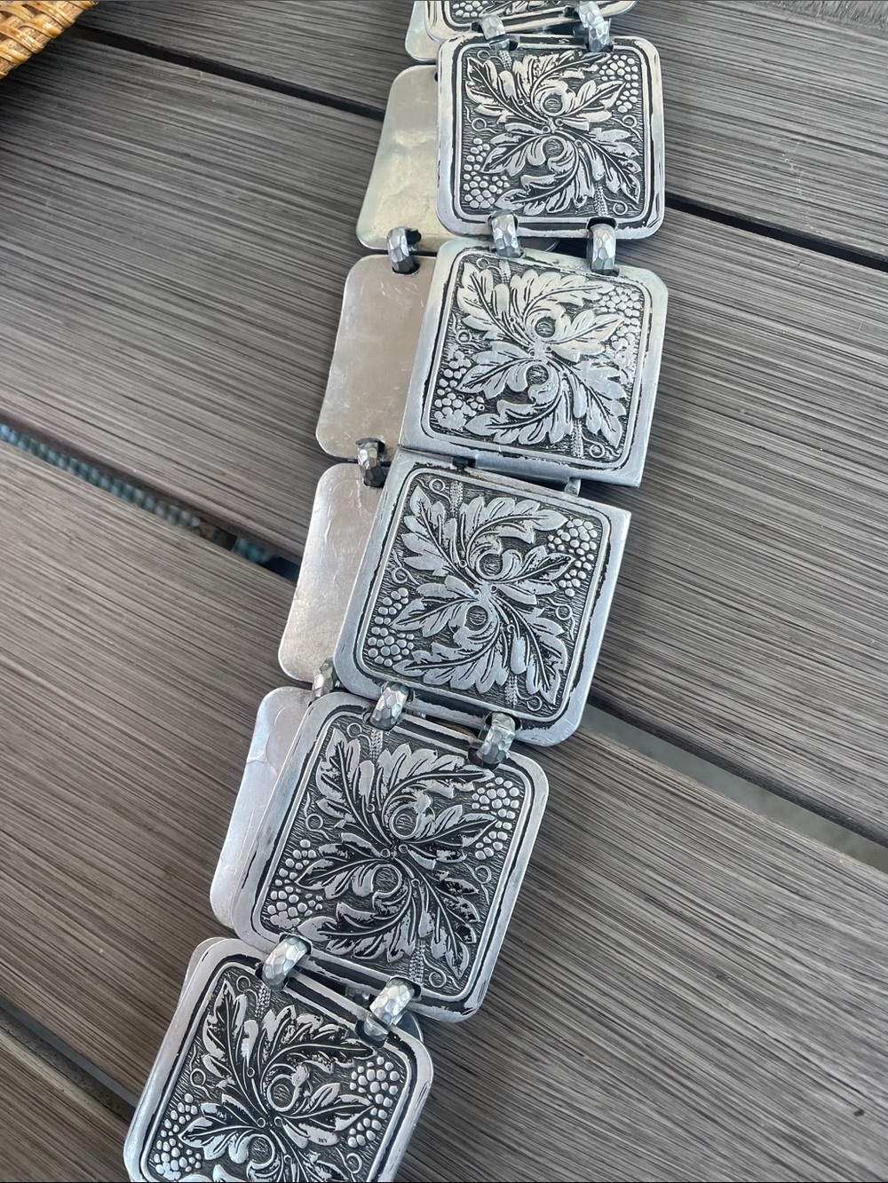 Alpaca silver Ornate Floral Link Belt - Silver Tone